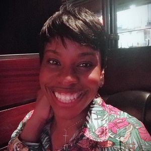 Meet your Posher, Carline